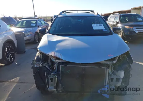 2015 Toyota Rav4 Le z USA, uszkodzony, nr VIN JTMZFREV8FD077036